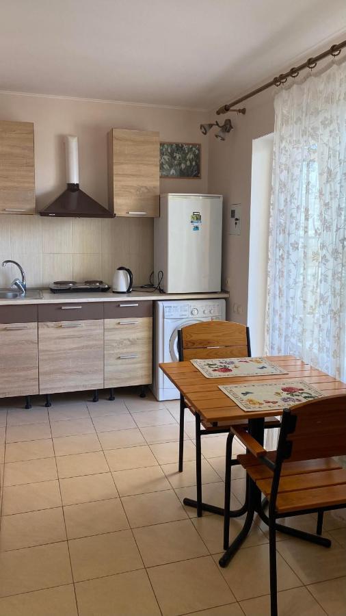 Mini-Hotel Luch Odessa Extérieur photo
