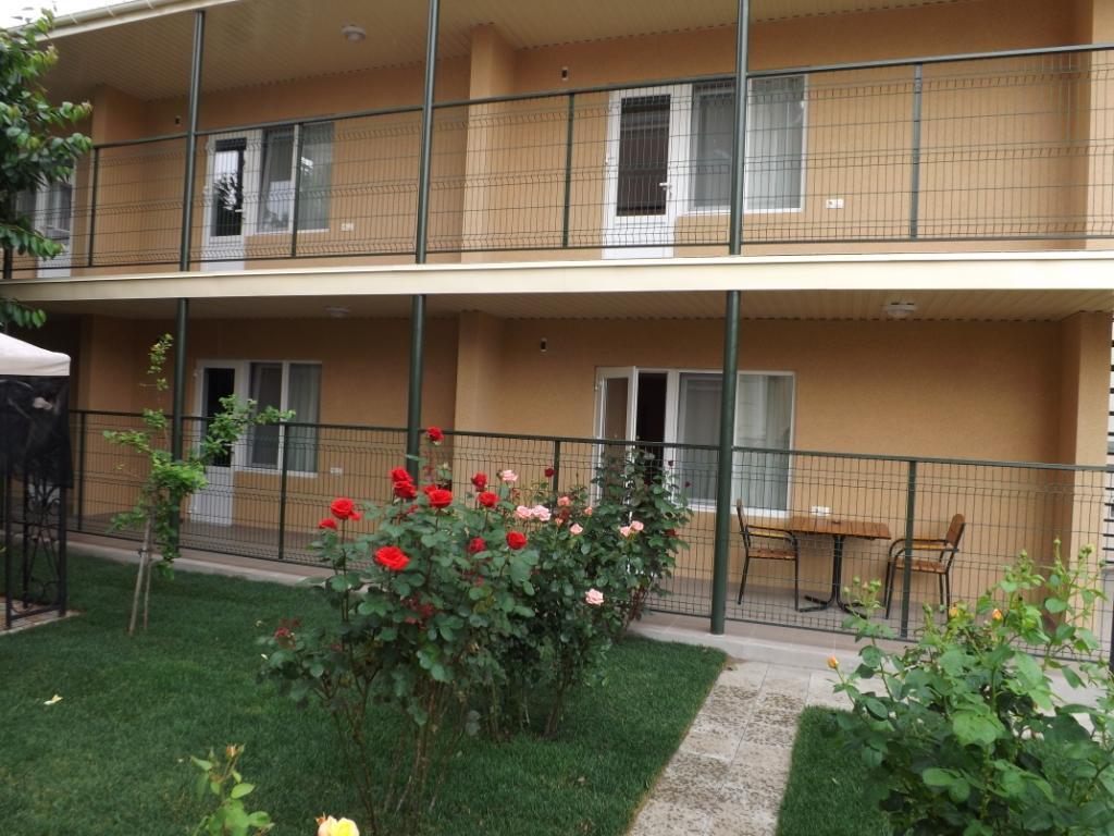 Mini-Hotel Luch Odessa Extérieur photo